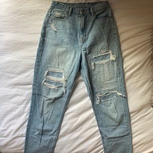 American Eagle High Rise Curvy Mom Jeans